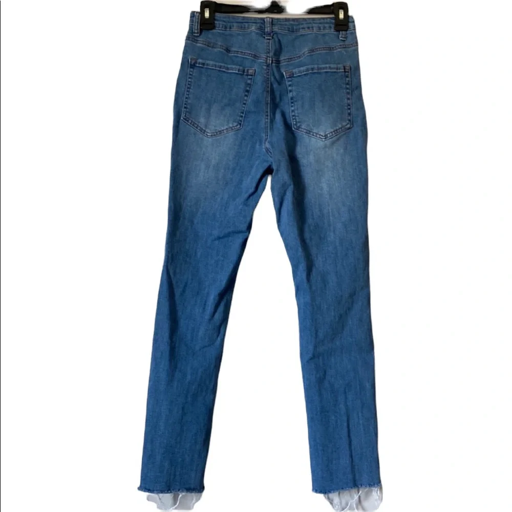 Forever 21 Frayed Bottom Skinny Jeans